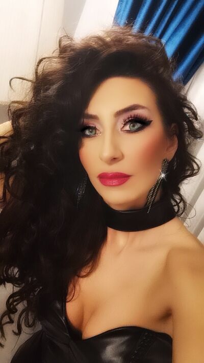 AvaDearmond 24