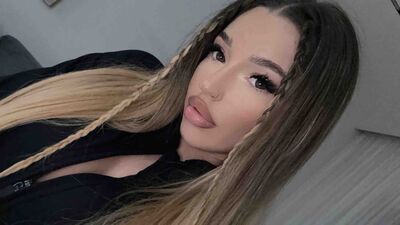 HanaRoss 53