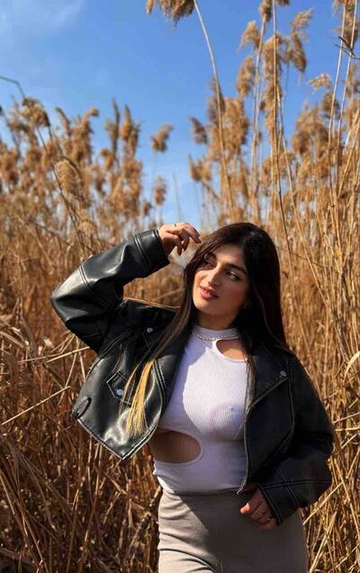 KamillaRey 63