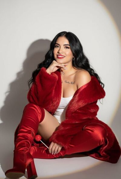MarilinSaenz 38