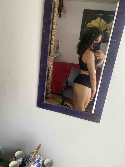 MelizzaGalindo 23