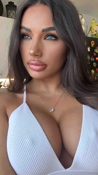 VictoriaJunes 93