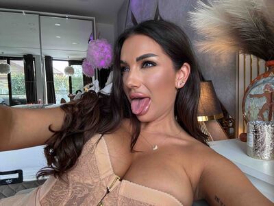 VictoriaJunes 95