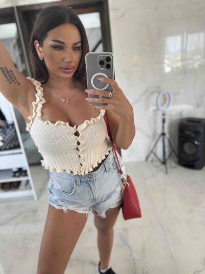 VictoriaJunes 46