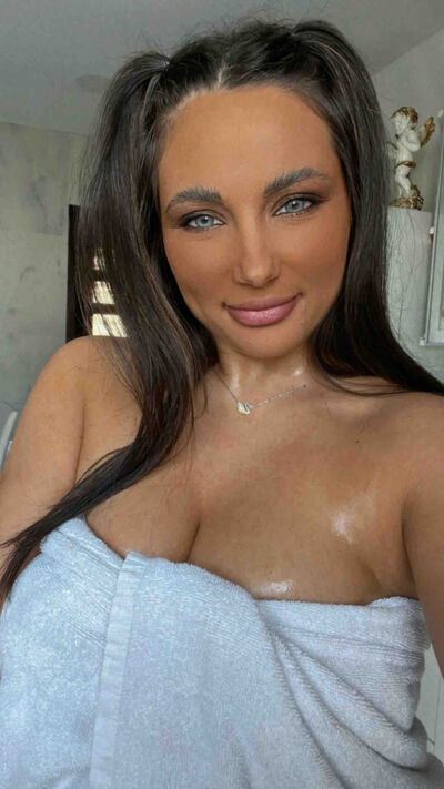 VictoriaJunes 36