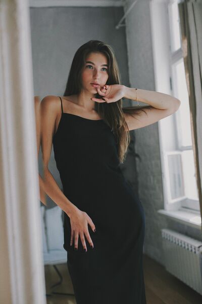 VictoriaWolfred 35
