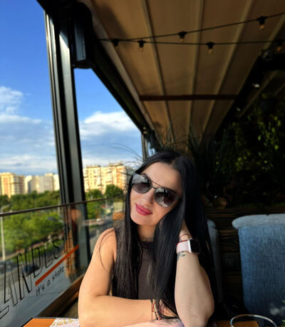 VivianReeve 12
