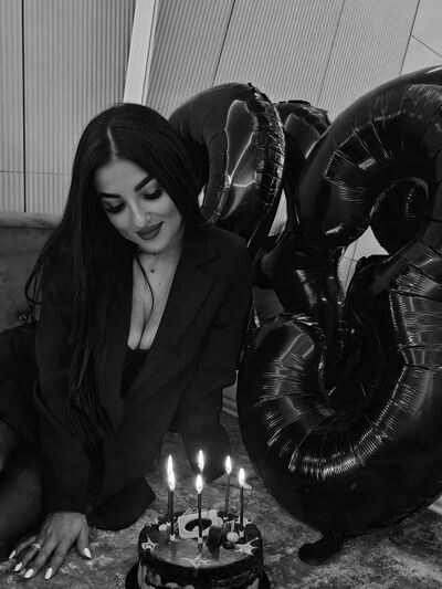 VivianReeve 48