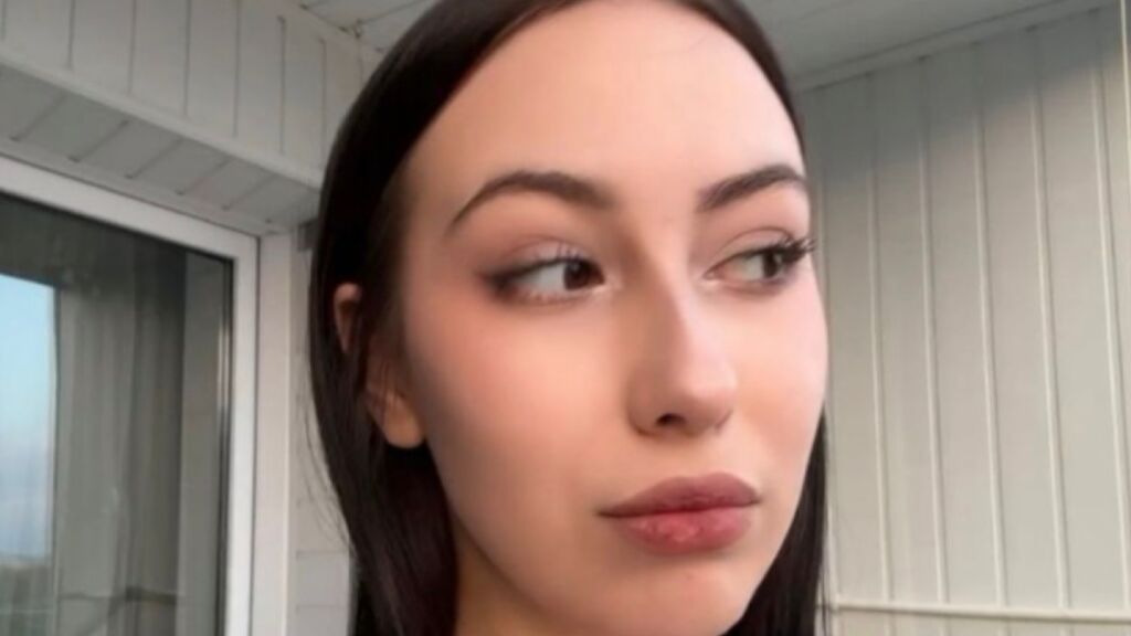 EllyMcdaniel